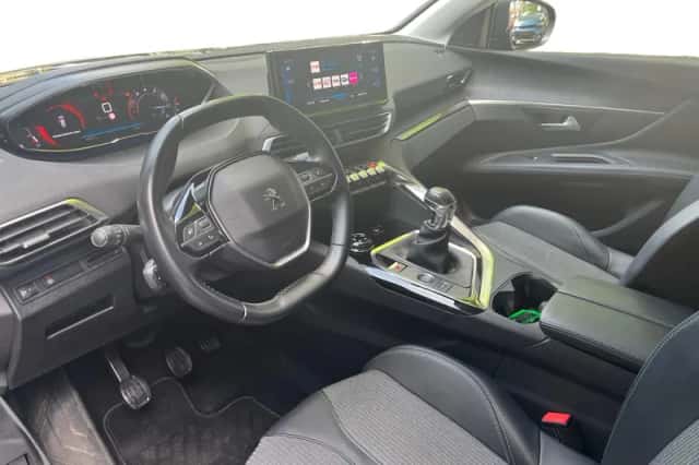 Peugeot 3008 (2021) thumbnail 17