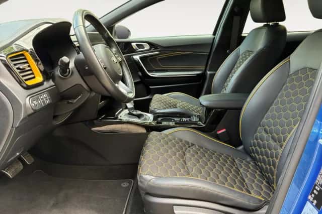 Kia XCeed (2020) thumbnail 5