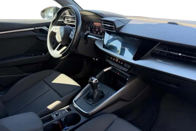 Audi A3 (2020) thumbnail 3