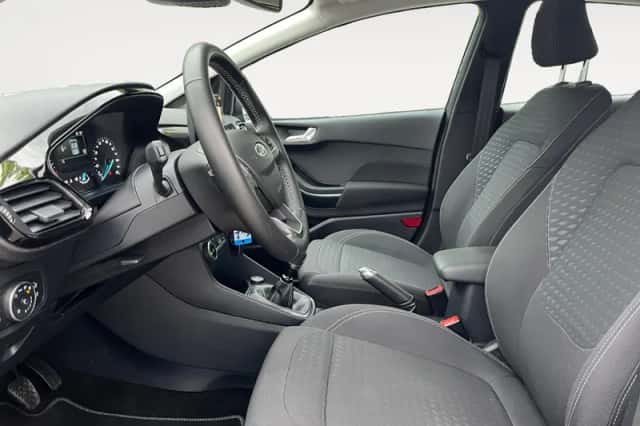 Ford Fiesta (2021) thumbnail 5