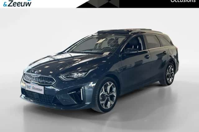 Kia Ceed Sportswagon (2022) thumbnail 1