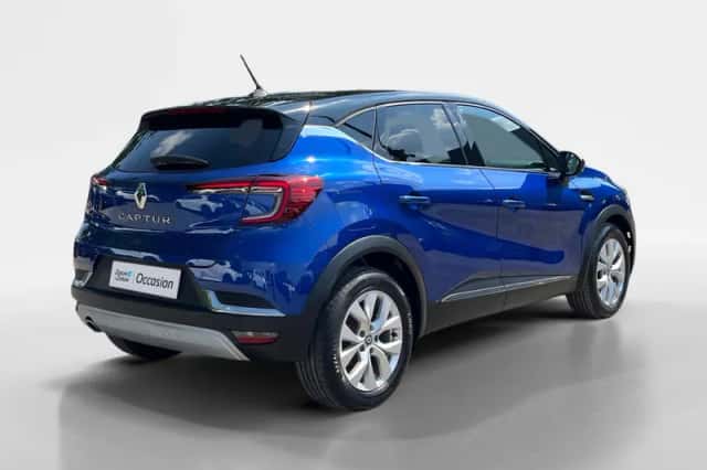 Renault Captur (2021) thumbnail 2