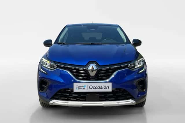 Renault Captur (2021) thumbnail 7