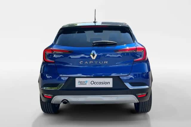 Renault Captur (2021) thumbnail 9