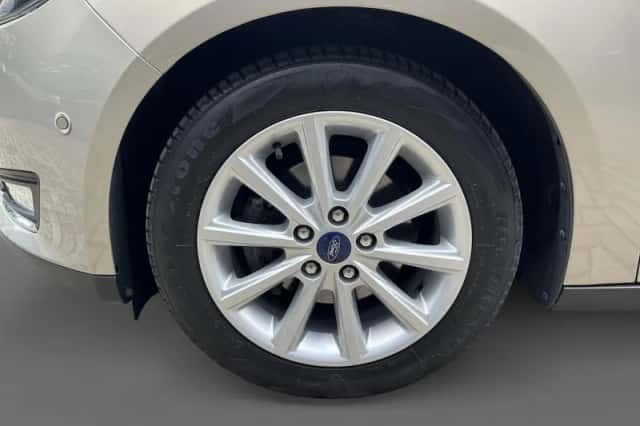 Ford Focus (2018) thumbnail 15