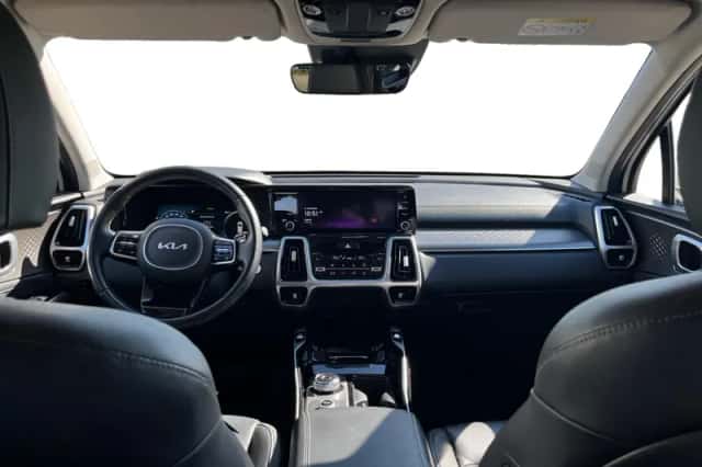 Kia Sorento (2021) thumbnail 14