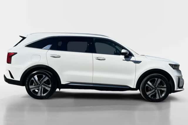Kia Sorento (2021) thumbnail 5