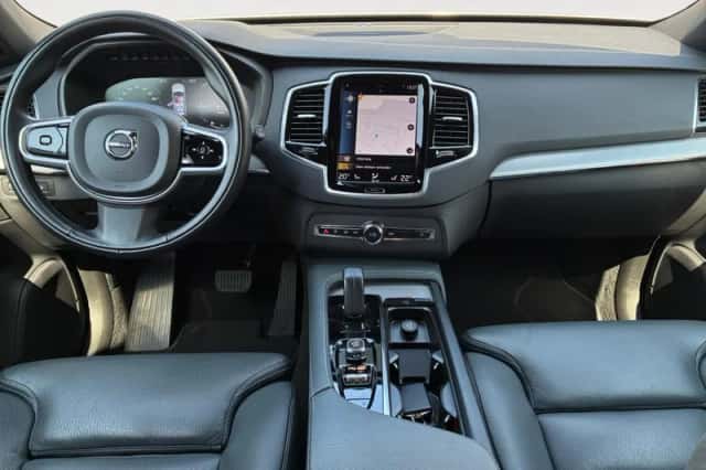 Volvo XC90 (2021) thumbnail 8