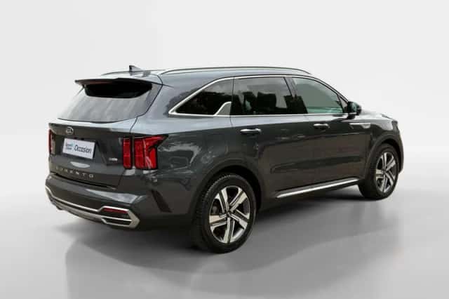 Kia Sorento (2021) thumbnail 2