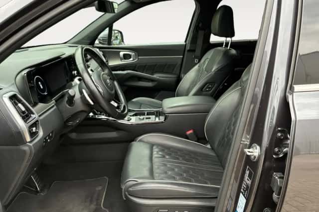 Kia Sorento (2021) thumbnail 6