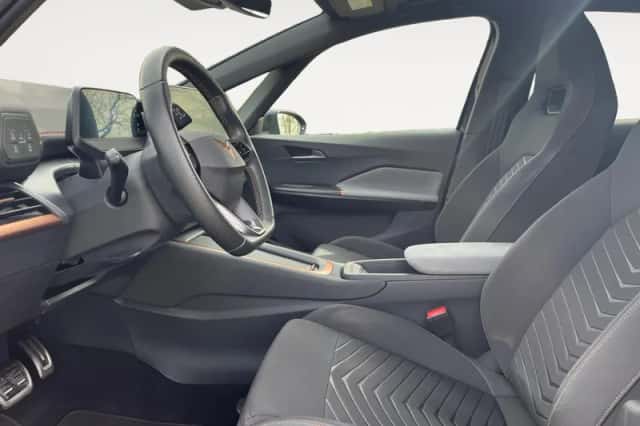 CUPRA Born (2024) thumbnail 5
