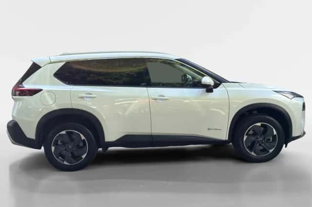 Nissan X-Trail (2025) thumbnail 4