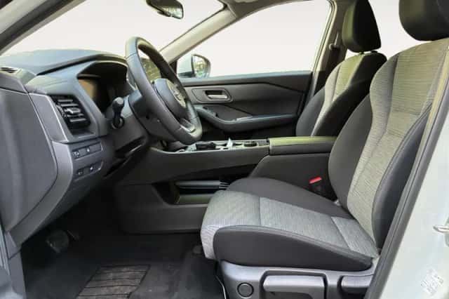 Nissan X-Trail (2025) thumbnail 5