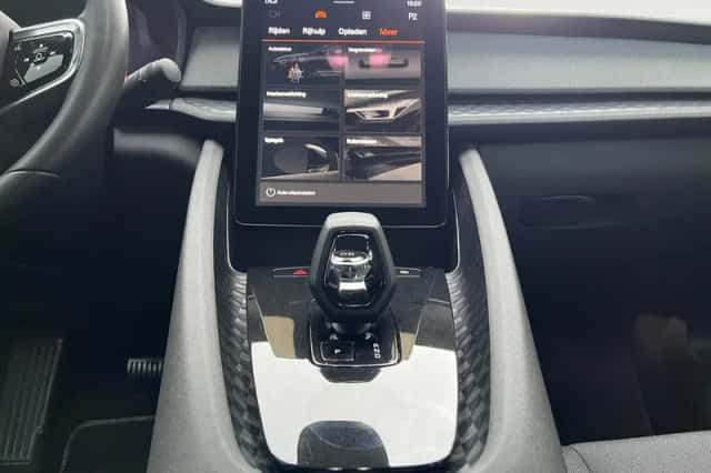 Polestar 2 (2023) thumbnail 8