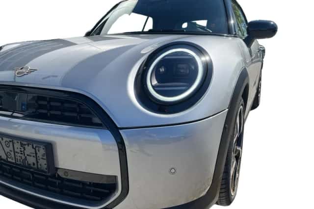 MINI Cooper (2025) thumbnail 15