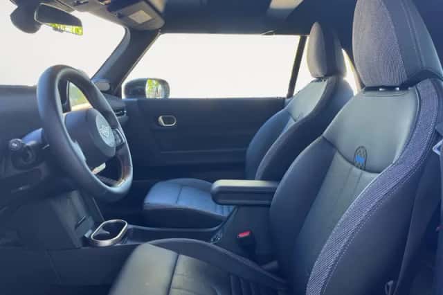 MINI Cooper (2025) thumbnail 5