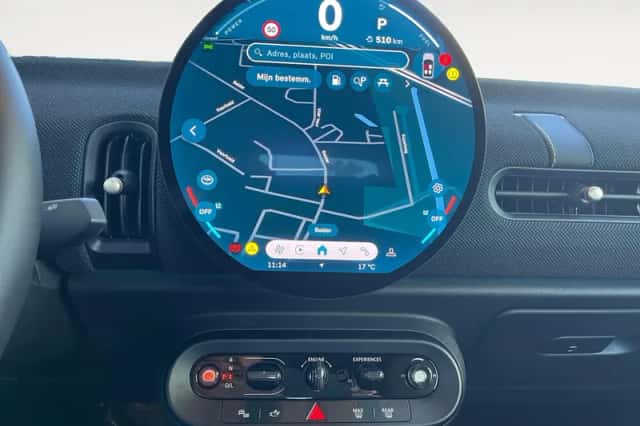 MINI Cooper (2025) thumbnail 7