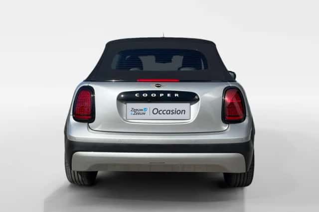 MINI Cooper (2025) thumbnail 8