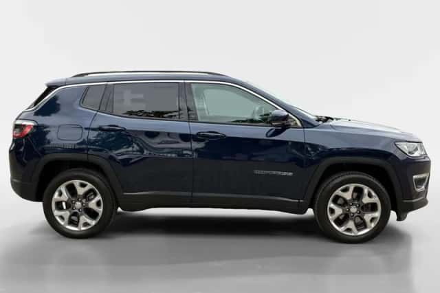 Jeep Compass (2017) thumbnail 4