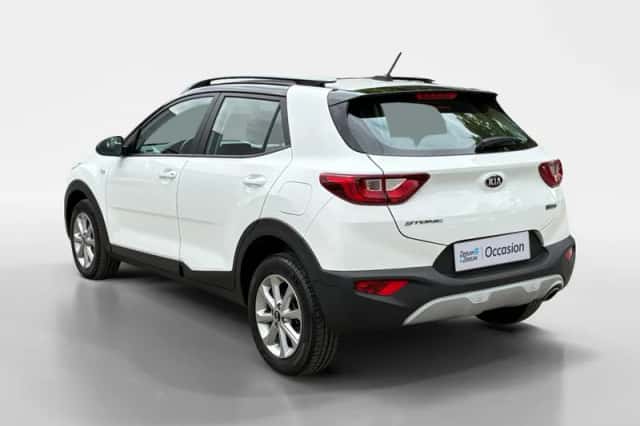 Kia Stonic (2021) thumbnail 12