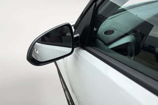 Kia Stonic (2021) thumbnail 14