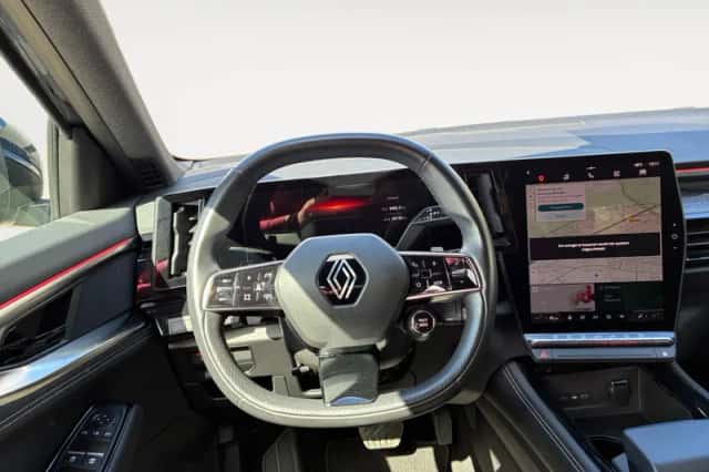 Renault Austral (2023) thumbnail 16
