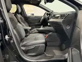 Renault Captur (2023) thumbnail 18