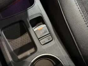 Renault Captur (2023) thumbnail 28