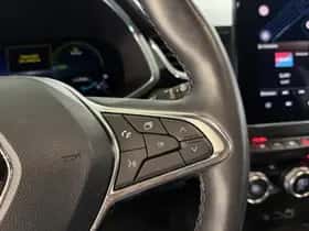 Renault Captur (2023) thumbnail 30