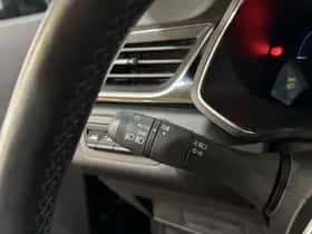 Renault Captur (2023) thumbnail 31