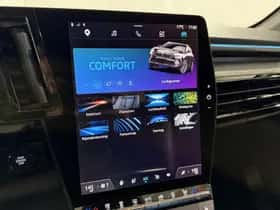 Renault Austral (2024) thumbnail 23