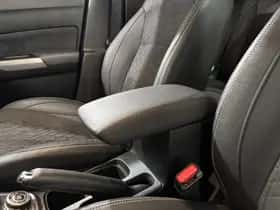 Suzuki Vitara (2024) thumbnail 13