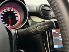 Suzuki Swift (2019) thumbnail 29