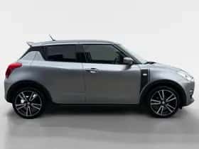 Suzuki Swift (2019) thumbnail 4
