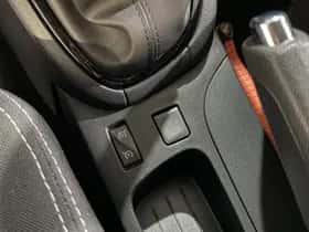 Renault Clio (2014) thumbnail 22