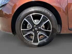 Renault Clio (2014) thumbnail 28