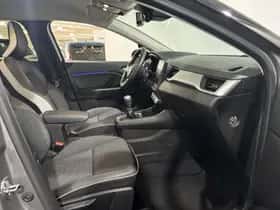 Renault Captur (2023) thumbnail 17