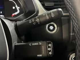 Renault Captur (2023) thumbnail 26