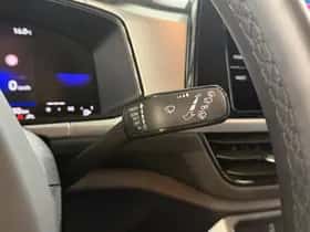 Volkswagen T-Roc (2024) thumbnail 30
