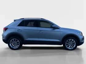 Volkswagen T-Roc (2024) thumbnail 4