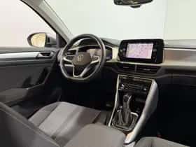 Volkswagen T-Roc (2024) thumbnail 10