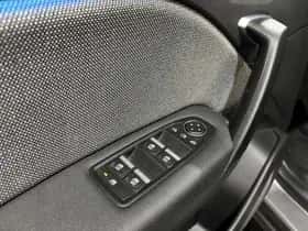 Renault Captur (2024) thumbnail 12