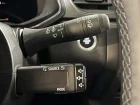Renault Captur (2024) thumbnail 25