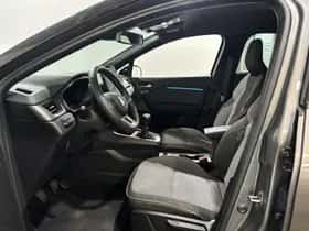 Renault Captur (2024) thumbnail 10