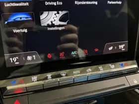 Renault Austral (2024) thumbnail 25