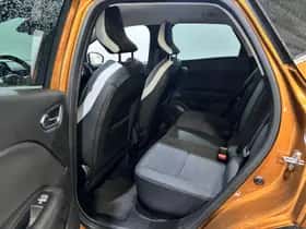 Renault Captur (2020) thumbnail 14
