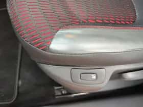 Renault Captur (2017) thumbnail 34