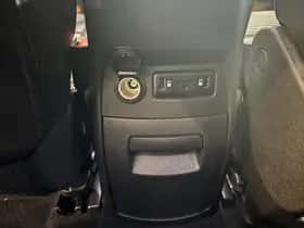 Renault Scénic (2019) thumbnail 23