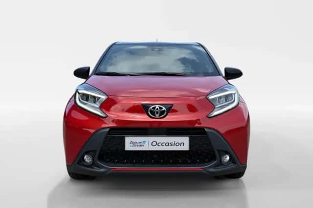 Toyota Aygo (2023) thumbnail 2