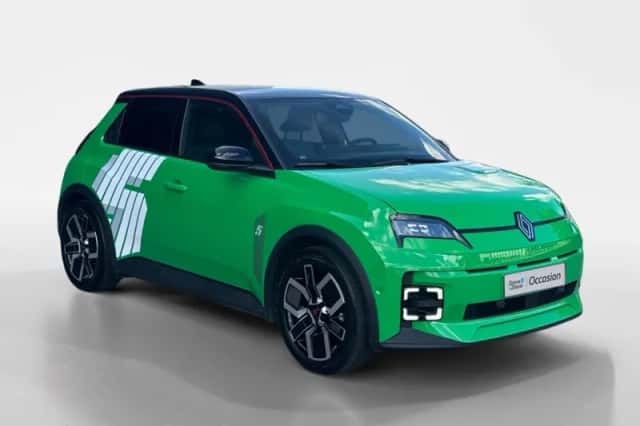 Renault 5 (2024) thumbnail 3